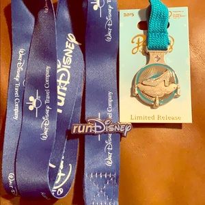 NEW Disney Princess Glass Slipper Challenge Pin